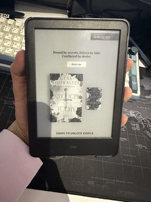 Продаю Amazon Kindle 11-го поколения 16GB, чёрный.
Состояние хорошее