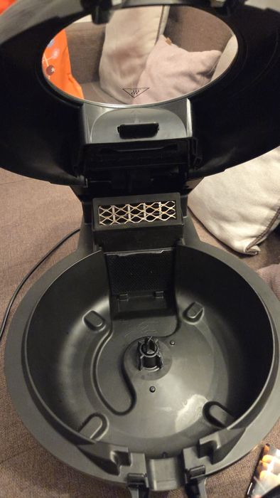 Fritueza Tefal Actifry Genius XL, aer cald, cu amestecare