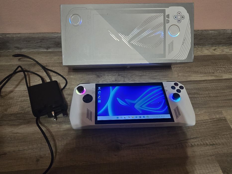 Asus ROG ALLY Z1 Extreme, 16GB LPDDR5, SSD 512GB