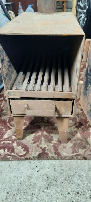 Продам печку  новую , с колосником  все как на фото.