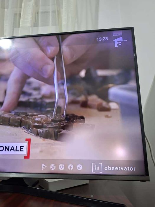 se vinde tv samsung diagonala  101 functional doar 200 de lei