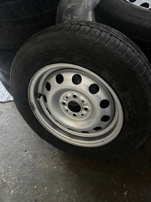 Прлдаются колеса в сборе