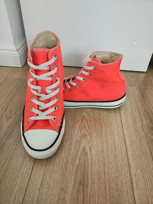 Converse roz originali