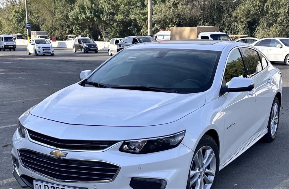 Malibu 2 atmasferni 2.4 73 ming prabeg  kraskasi top toza bolishi 21$