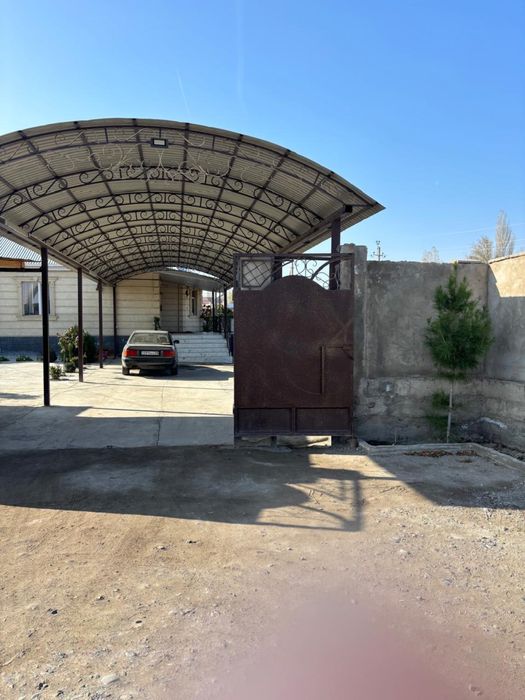 Продам дом отличный ремонт просто живи