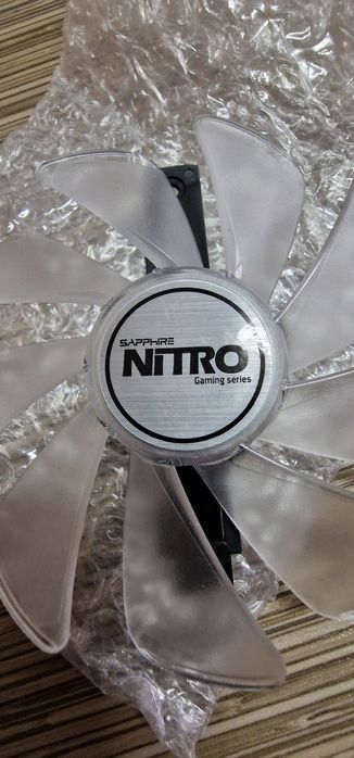 Vînd 2 ventilatoare noi cu led albastru placa video RX590
