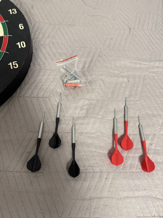 Ţinţă Clasică Darts Club 700 pentru săgeți din oțel