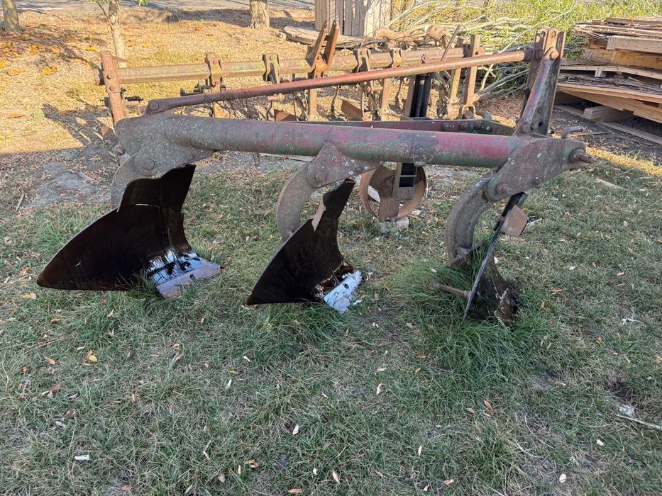 Vând plug pp30,gata de lucru