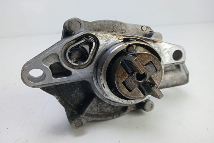 Pompa vacuum   9658398080 Peugeot 206 prima generatie (facelift) seri