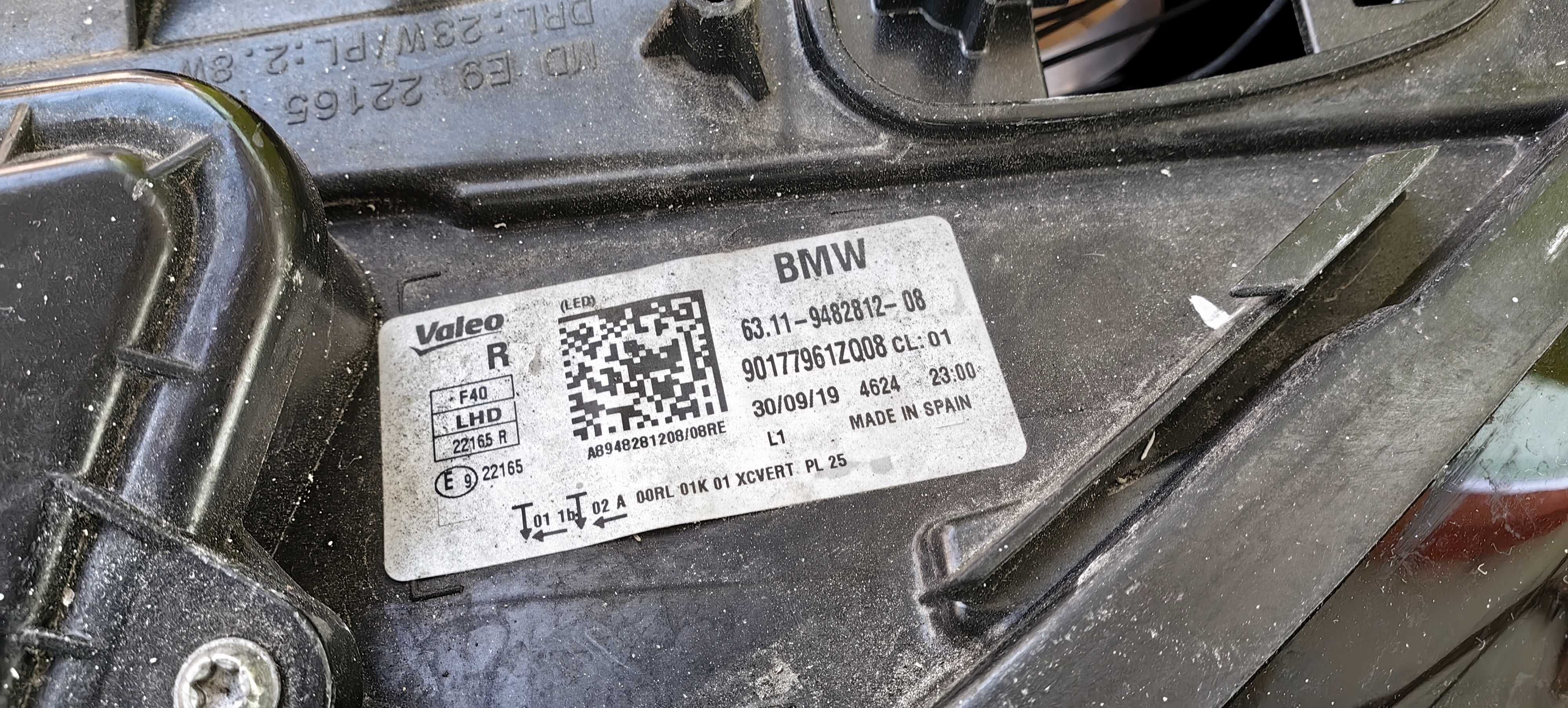 Фар за BMW 1 F40 Full Adaptive LED / БМВ 1 Ф40 адаптив лед