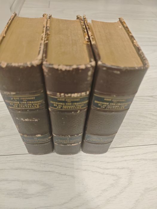 Set Istoria Cruciadelor și a Regatului Franc al Ierusalimului,3 vol