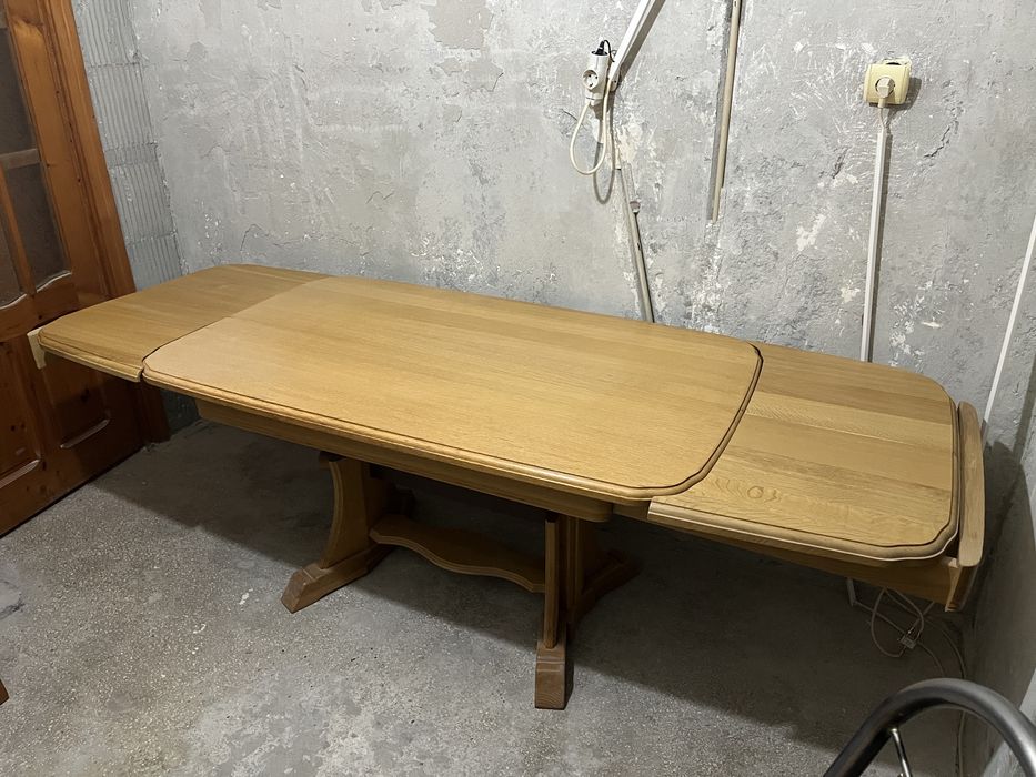Masă extensibilă, lemn masiv, 6-12 persoane