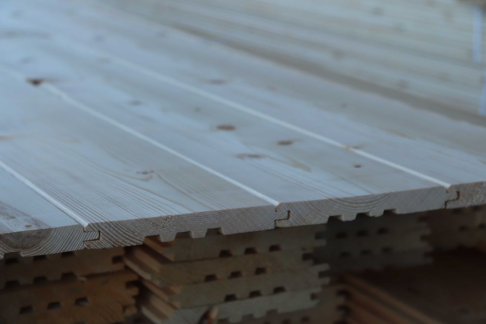 Lambriu  19*146 mm Pin, molid calitatea AB sau BC