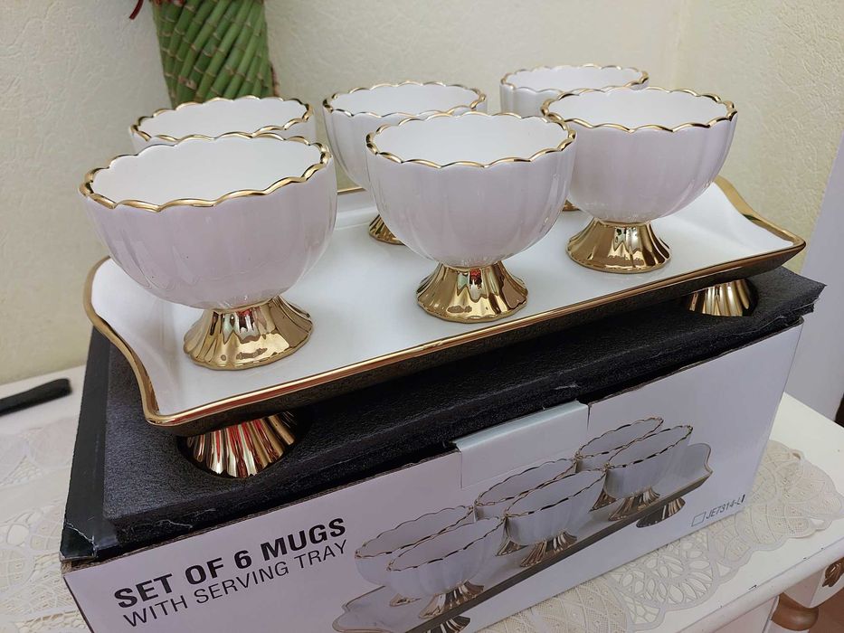 Новый набор посуды, вазочки