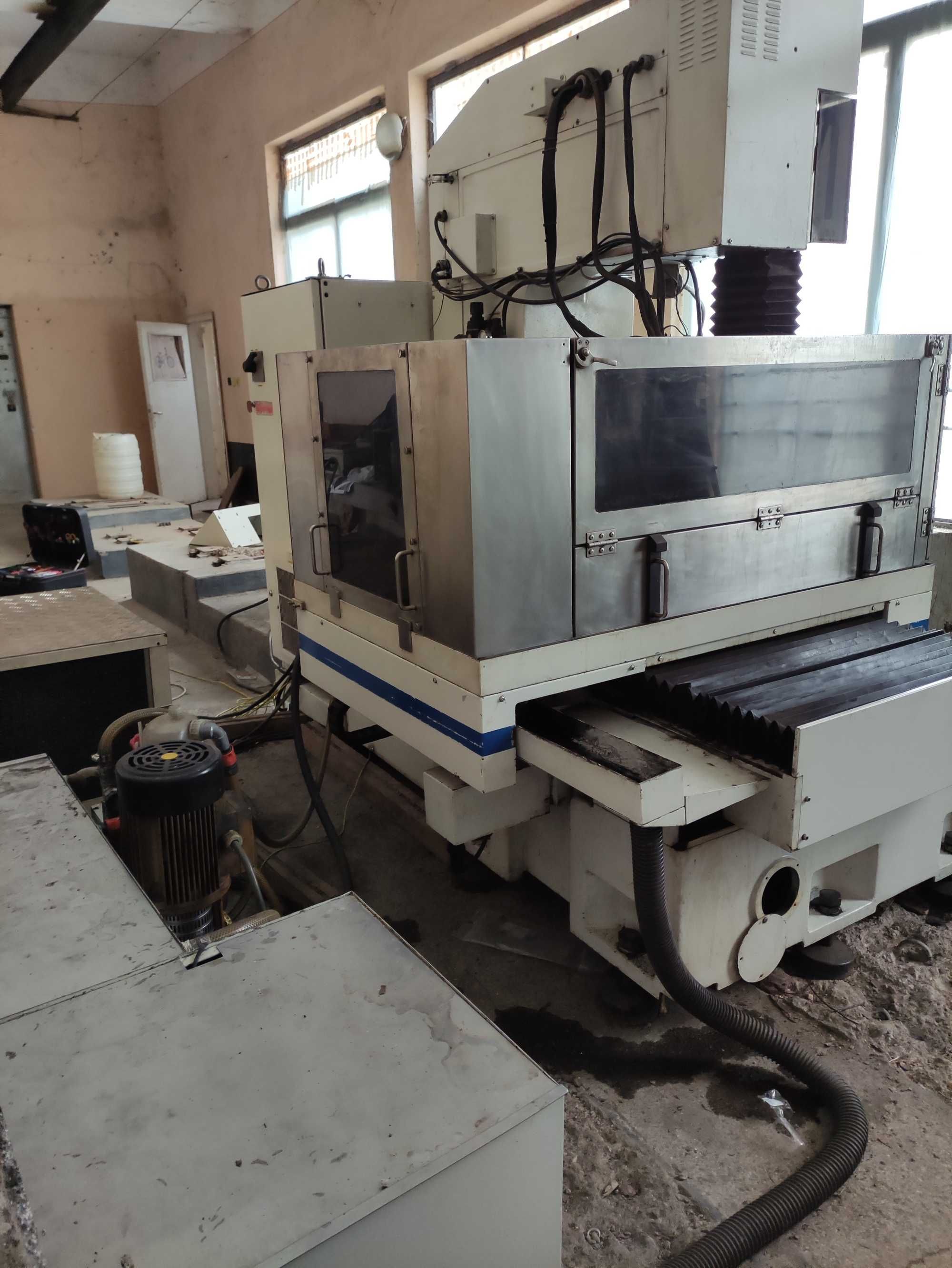 Нишкова ерозия Fanuc Tapecut W3