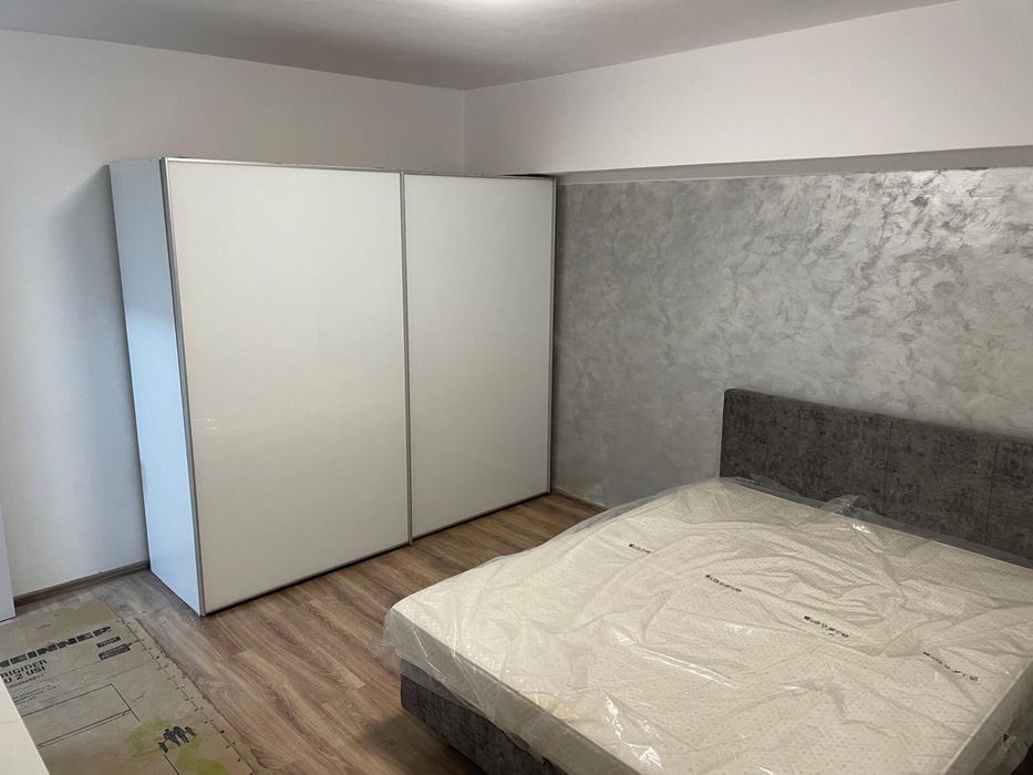 Garsoniera inchiriere Roman