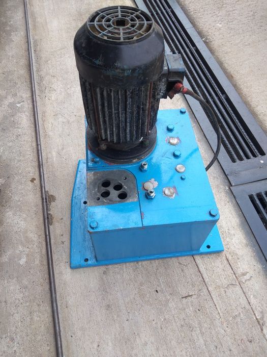 Vand centralina hidraulica cu motor 380 v