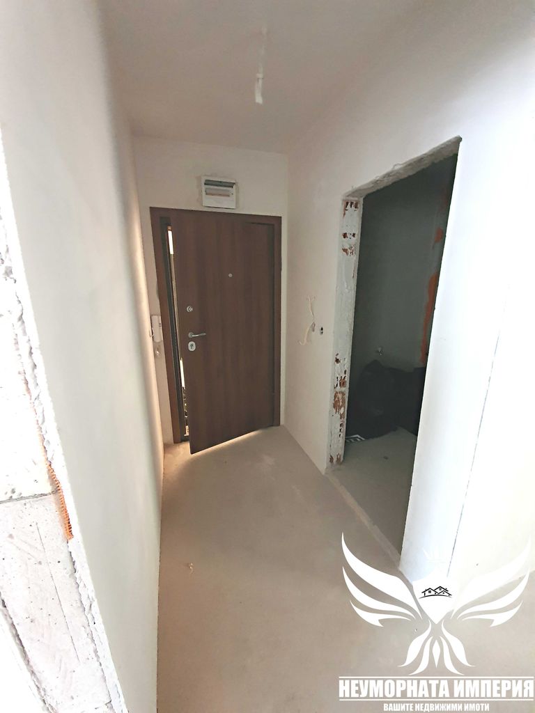 Продава се Тристаен апартамент в Асеновград - 100 кв.м за 1060 €/кв.м - Снимка #6