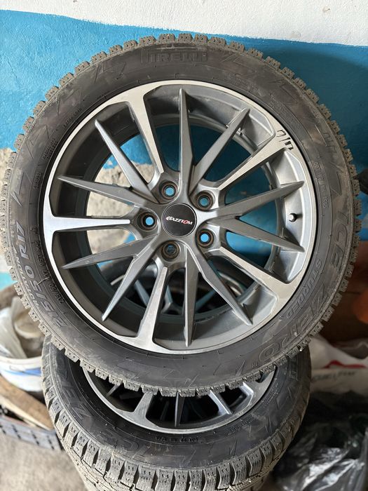 Продам диски с резиной R17