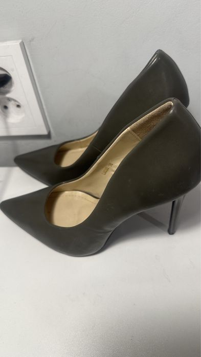 Продам туфли Lichi