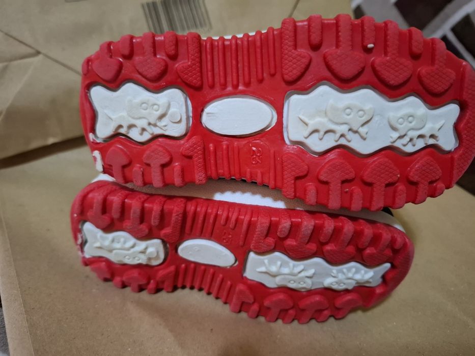 Vand cizme.bebe iarna