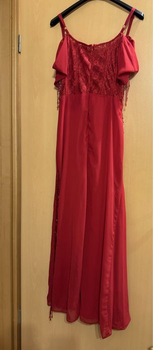 Rochie lunga eleganta rosie bust dantela cu margelute marime 38