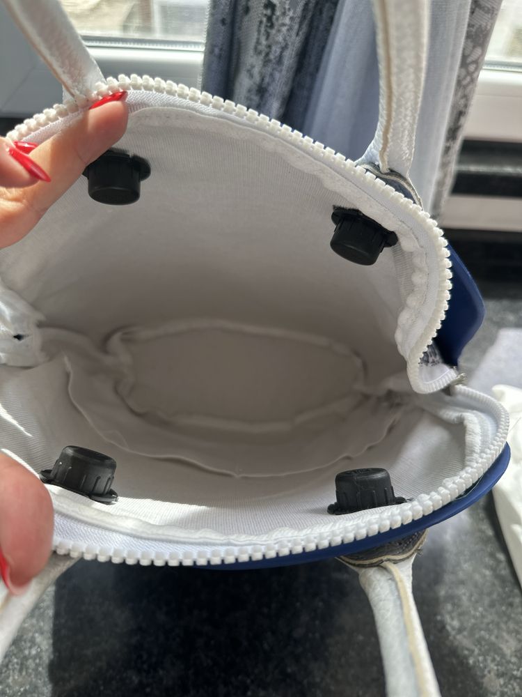 O Bag синьо и бяло