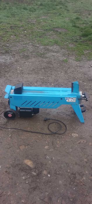 Despicător Spărgător de lemne cu forța de 5,5 tone