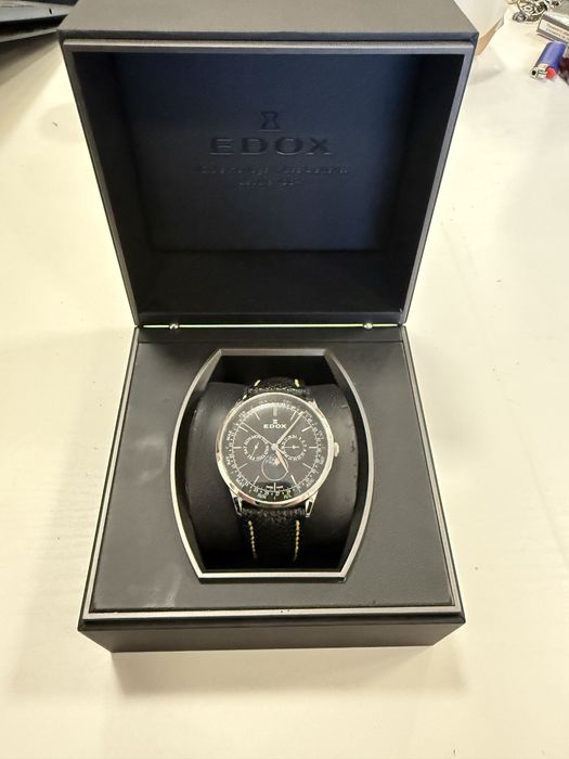 Часовник Edox в отлично състояние