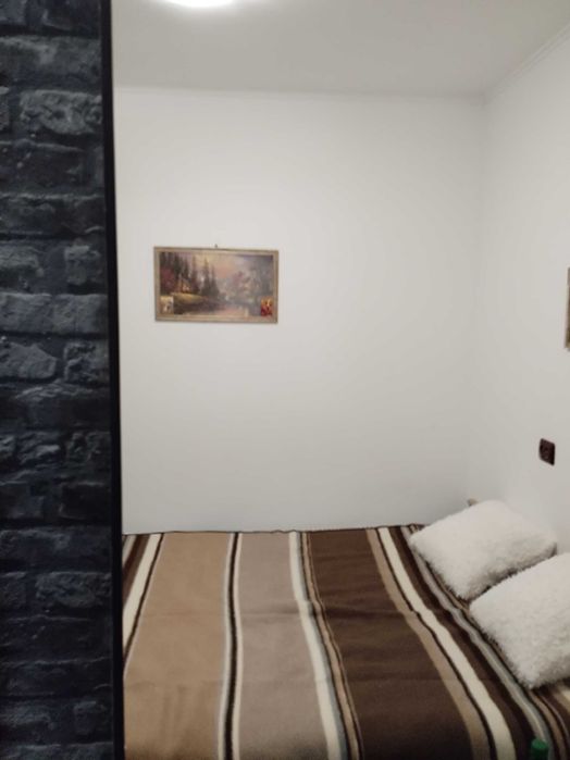 Vand apartament 2 camere Stefanesti