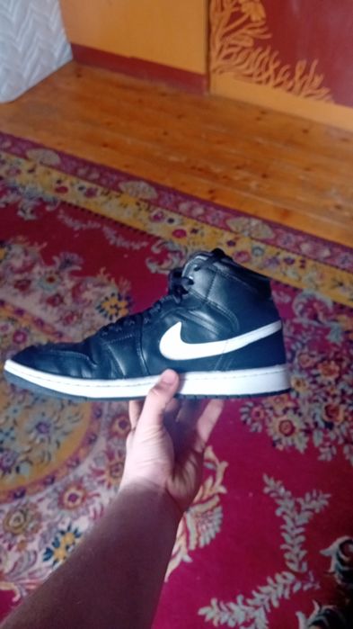 Air Jordan 1 Mid "Black/White" sneakers
