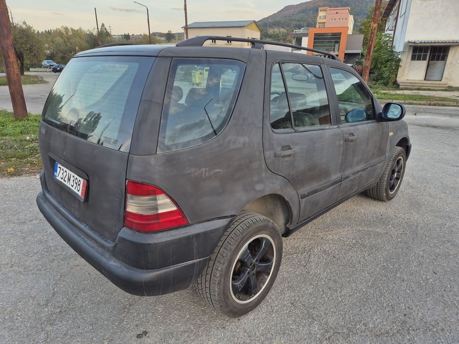 Мерцедес МЛ 320 W163 на части Mercedes 320 ML W163