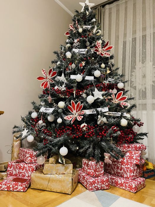 Brad artificial 210 m stare foarte buna