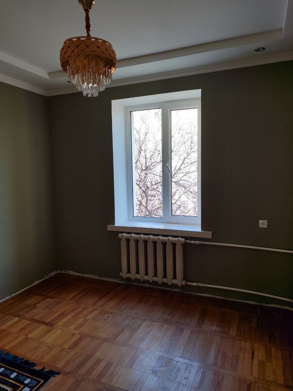Продаётся 3х комн.квартира в центре на Себзаре Ор-р Ганга. Балкон 2,×6