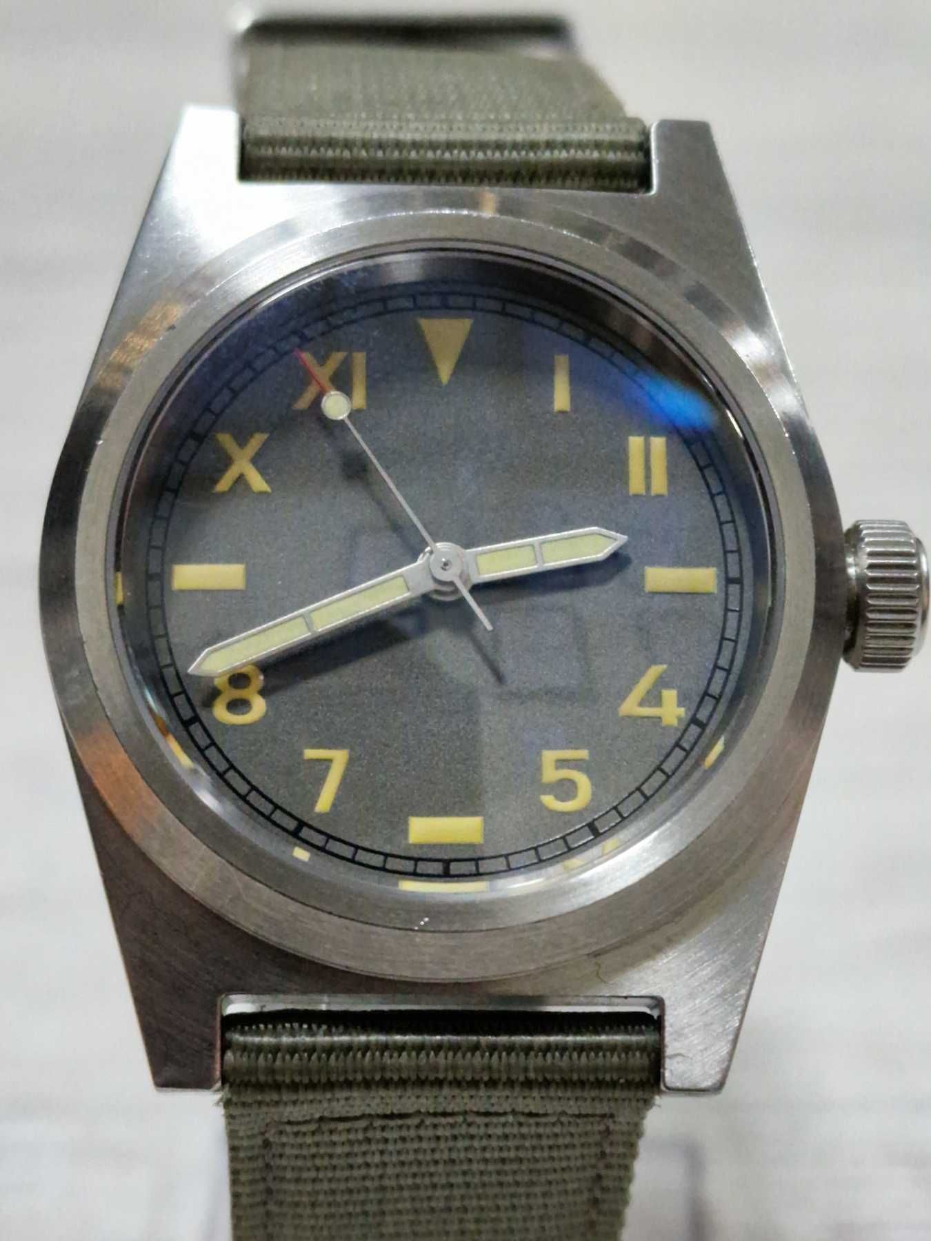 Часовник San Martin Vintage Military Enthusiasts SN031g