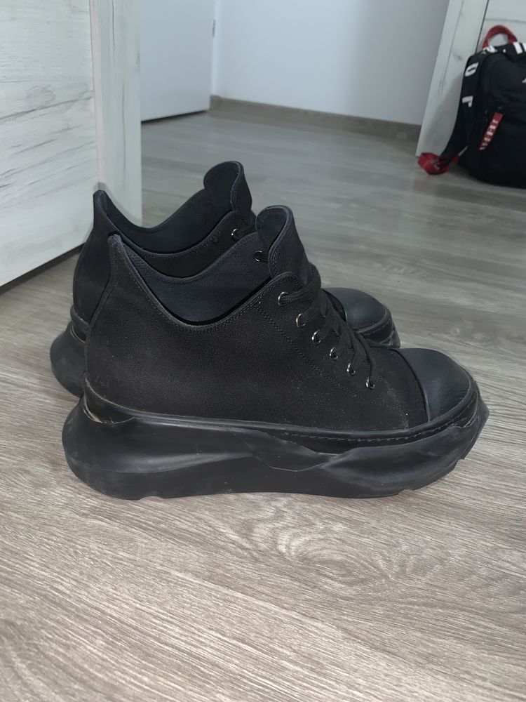 Rick Owens Abstract Low Black