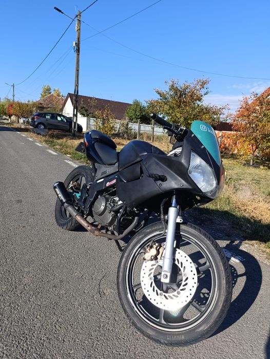 Vând honda cbr 125