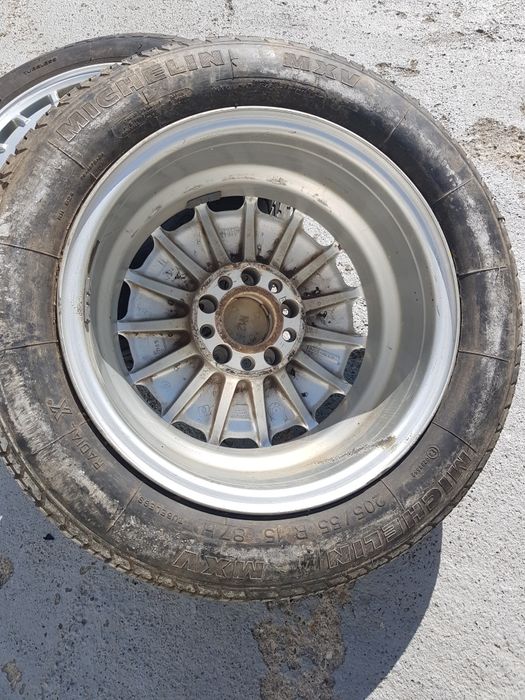 3 TREI Jante 15' originale Mercedes 190, w 124, w 201  Gullideckel