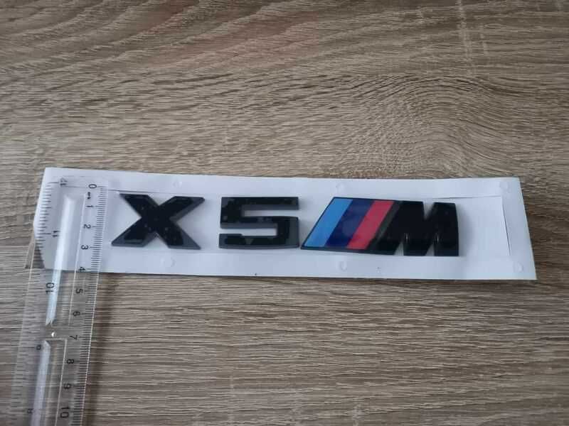 BMW X5M черна емблема лого