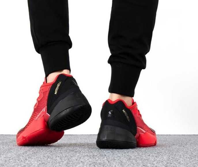 Оригинални маратонки * ADIDAS D.O.N. 4 * EU45 1/3