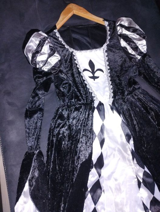 Карнавални рокли на Disney