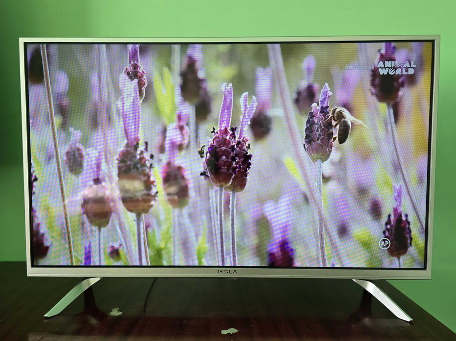 Vând Televizor Tesla 32T320SHS