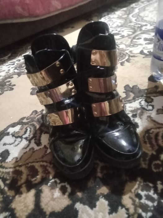 Сапожки зимние теплые