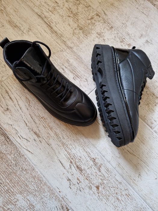 Vând ghete de iarnă din piele naturala pt.femei