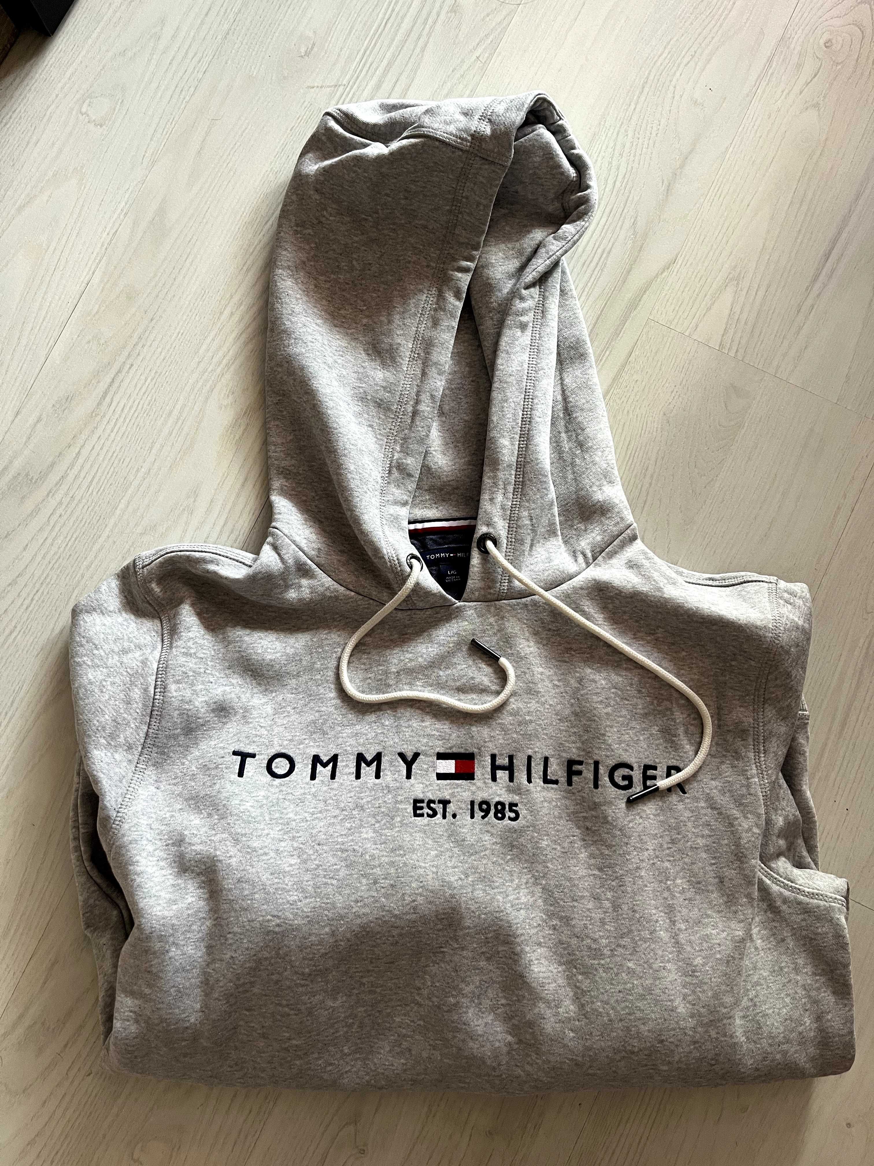 Дрехи оригинални Dickies и Tommy Hilfiger