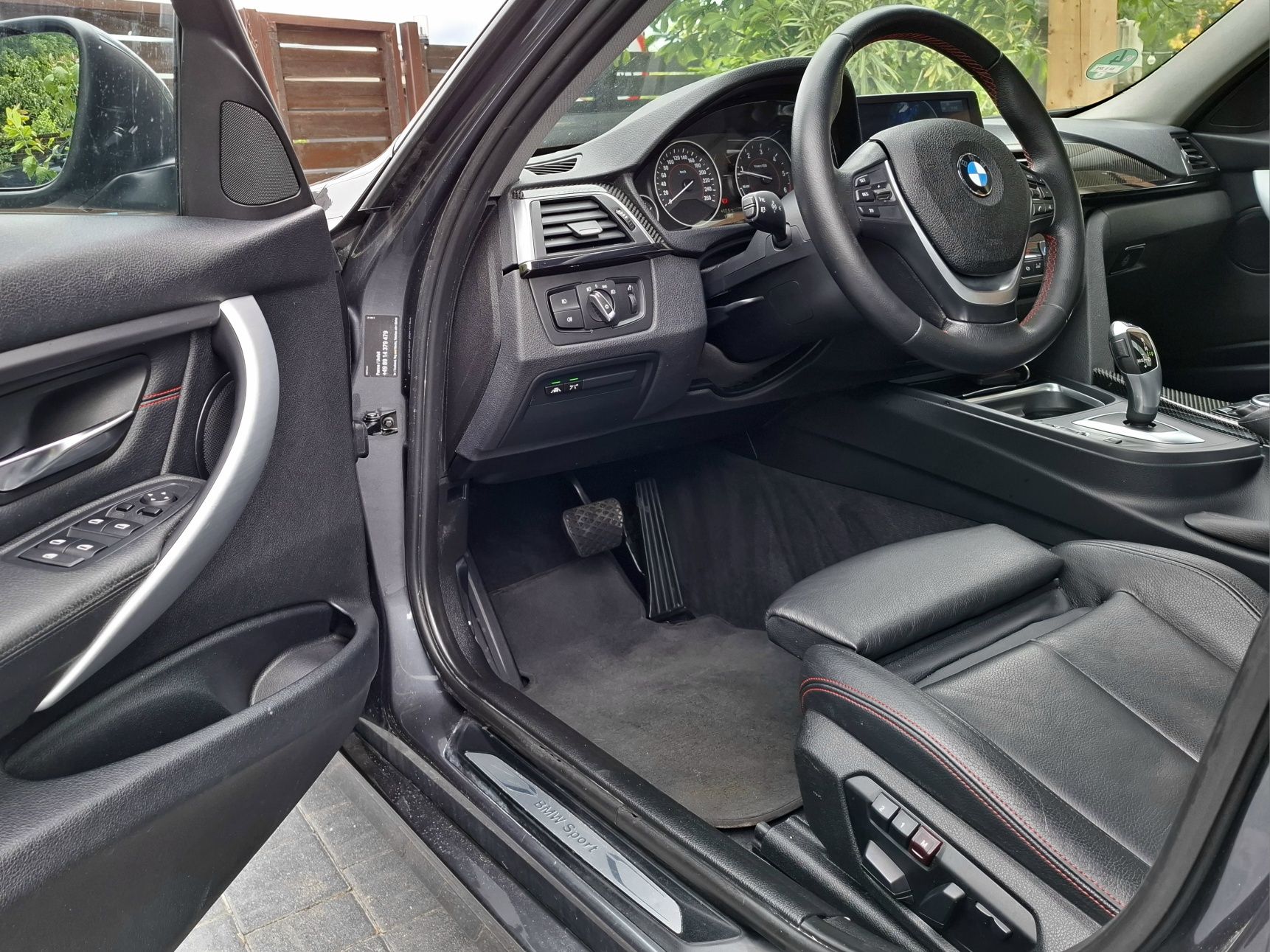 BMW Seria 3 2014 / F30 / 184 CP / 320d