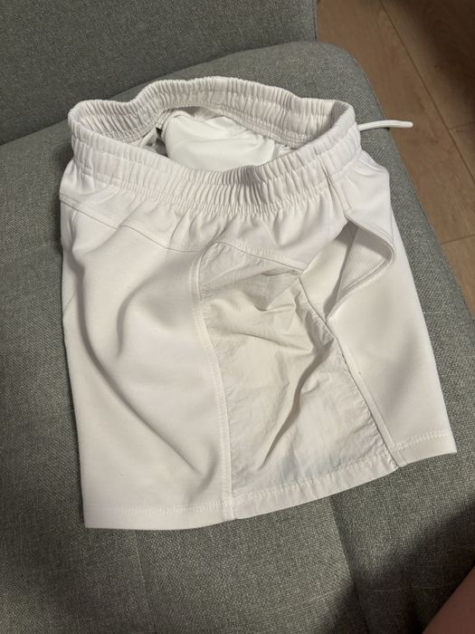 Vand pantaloni scurti fetita