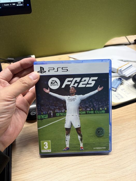 FC 25 для PS5 (FIFA25)