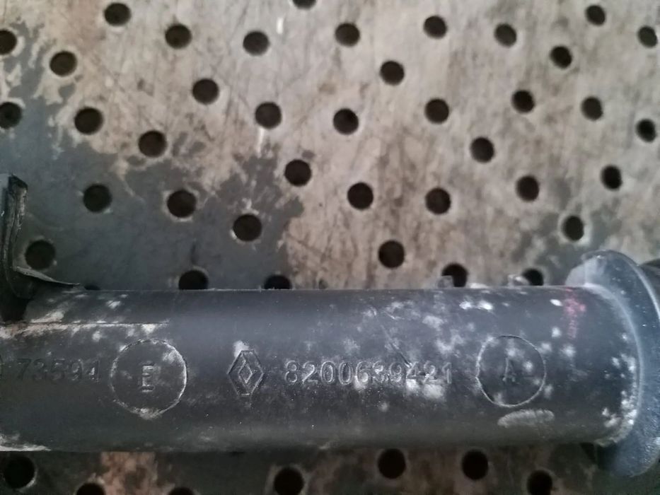 Gat umplere ulei 1.2 b renault clio 4 8200639421