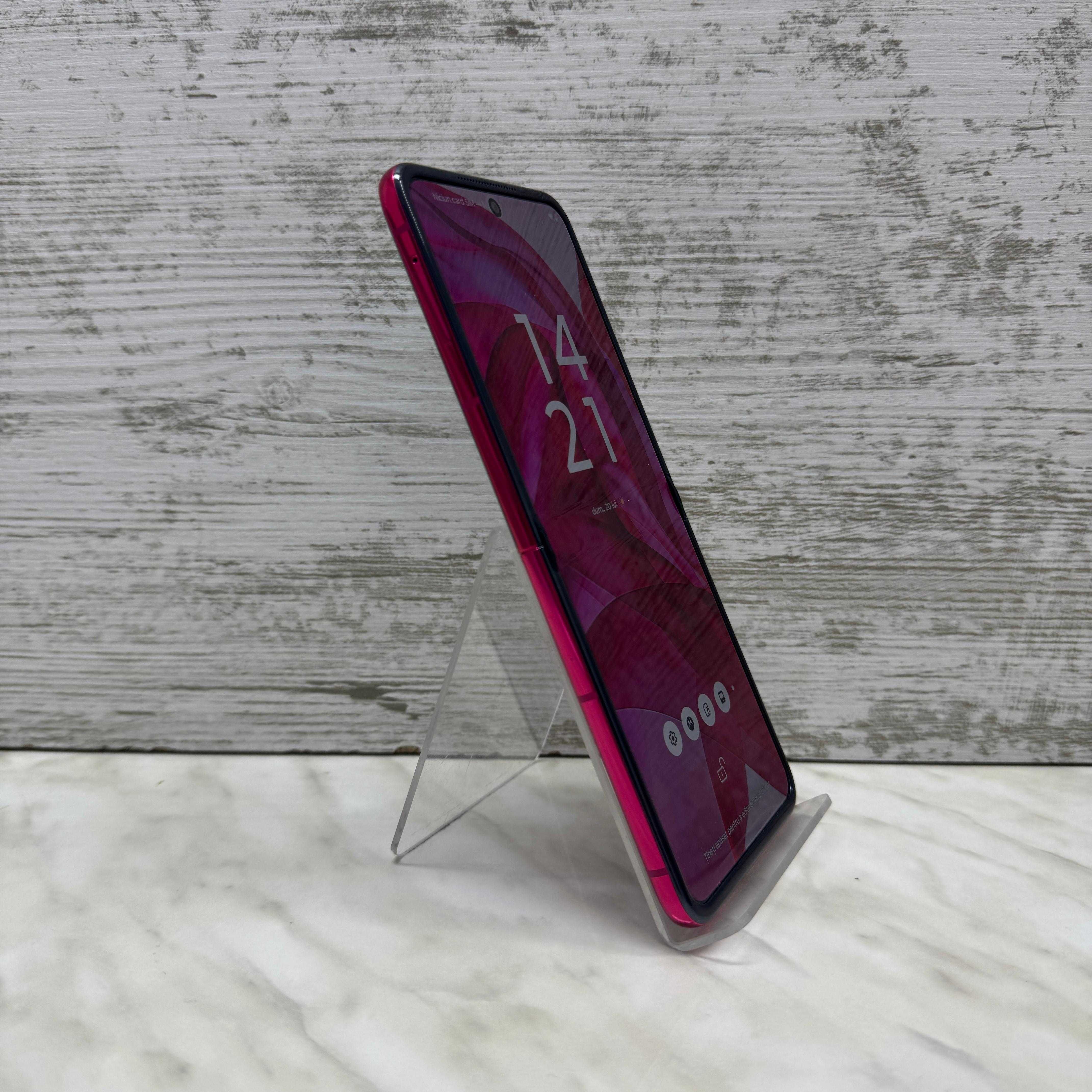 Motorola Razr 50 Ultra 512/12GB Pink + Garantie Zeus Amanet Vitan 1708
